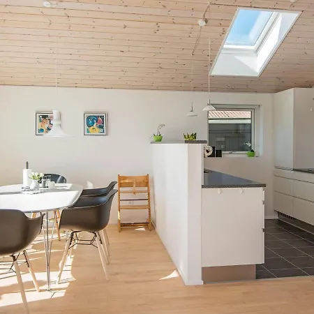 6 Person Holiday In Bjert Vakantiehuis