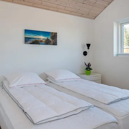 6 Person Holiday In Bjert