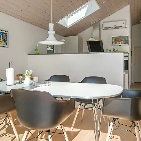 6 Person Holiday In Bjert